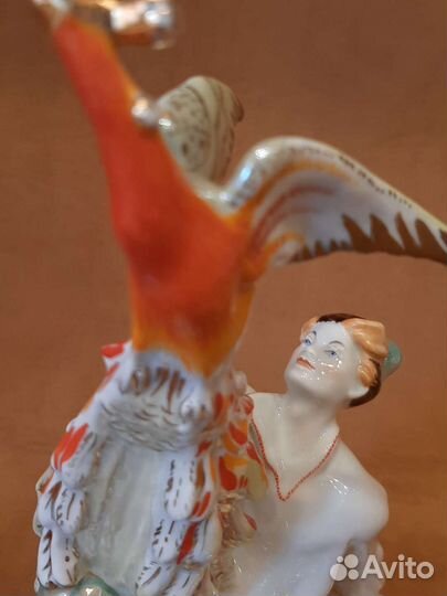 Статуэтка Иванушка и Жар-птица. Лфз