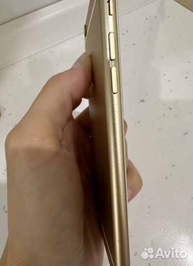 iPhone 6S, 64 ГБ