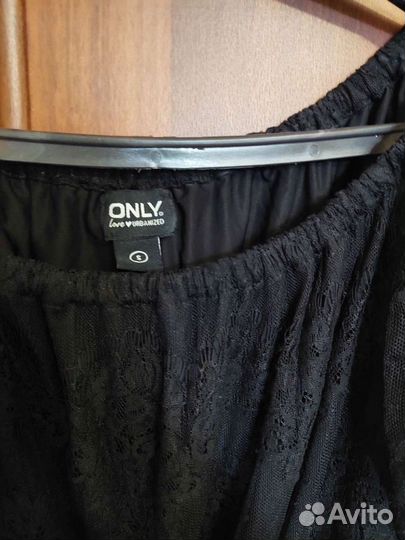 Блузка с баской