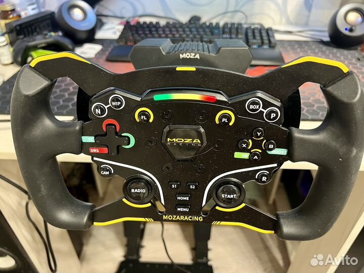 Игровой руль Moza R5 bundle с накладкой