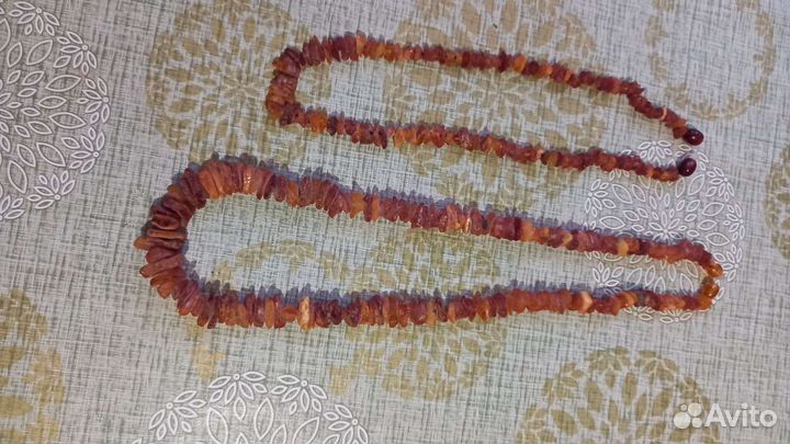 Бусы из необработанного янтаря