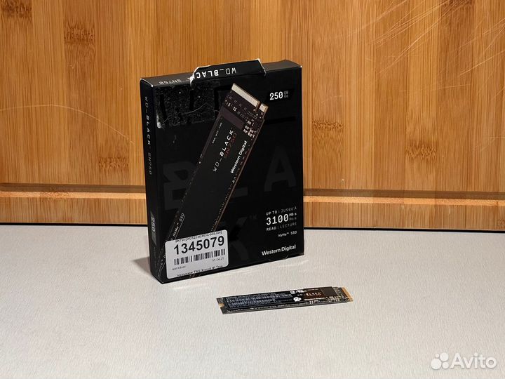 SSD M.2 WD black 250Gb