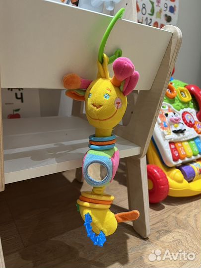 Развивающие игрушки для малышей 0+