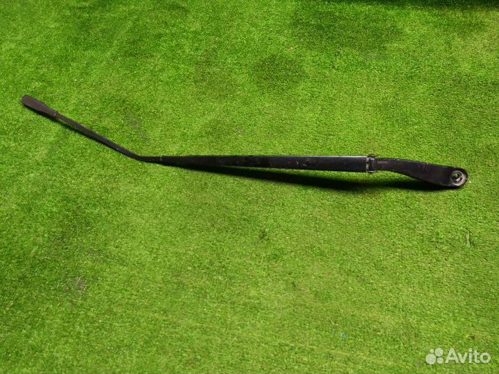 Поводок стеклоочистителя передний правый Chevrolet