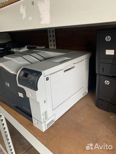 Принтер HP Color LaserJet Enterprise CP5525n