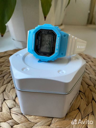 Продаю часы Casio G-shock 5600 E
