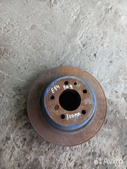 Задние тормозные диски Bmw e34