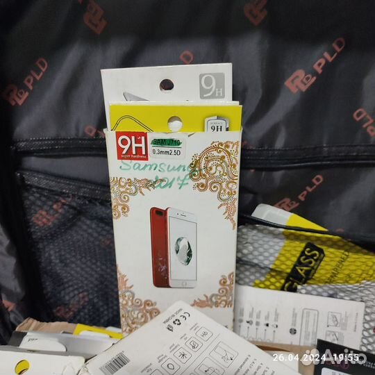 Чехлы на разные телефоны бронеплёнки