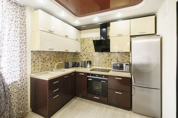 3-к. квартира, 98 м², 8/14 эт.