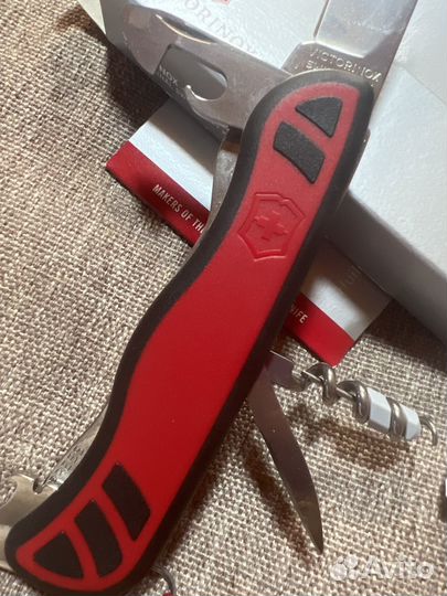 Нож складной victorinox nomad