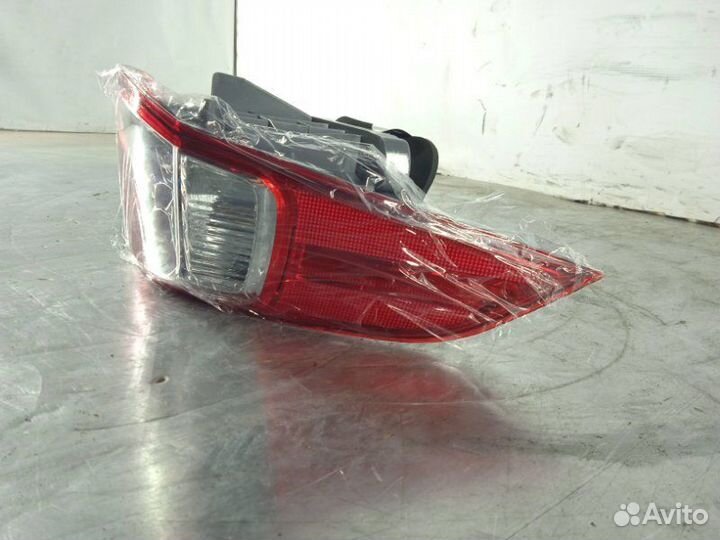 Фонарь наружный Лев./Прав. задний Honda Accord 8