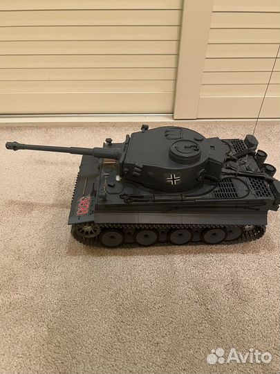 Радиоуправляемый танк