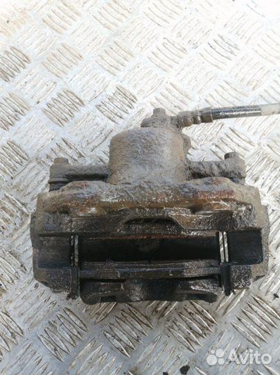 Суппорт передний правый Volkswagen Polo 612 1.6