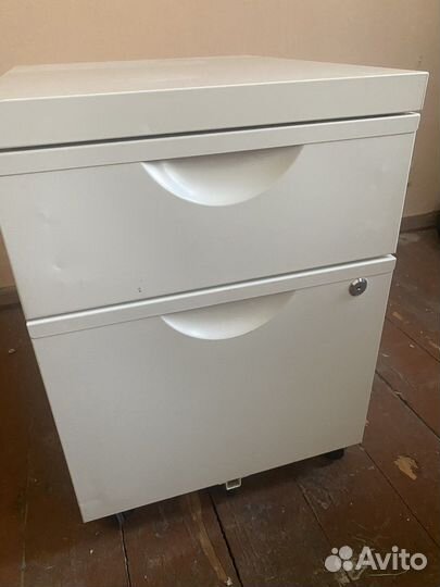 Тумба металлическая