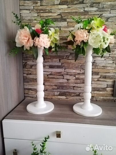 Свадебные стойки с цветами