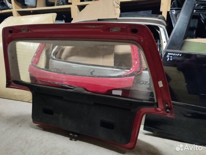 Крышка багажника Volkswagen Golf 4 1998-2003