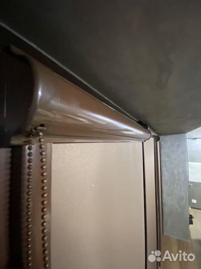 Рулонные шторы в коробе и с направляющими V8640