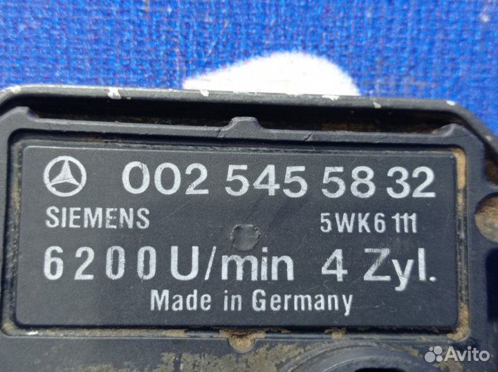 Коммутатор зажигания Mercedes-Benz W190 седан