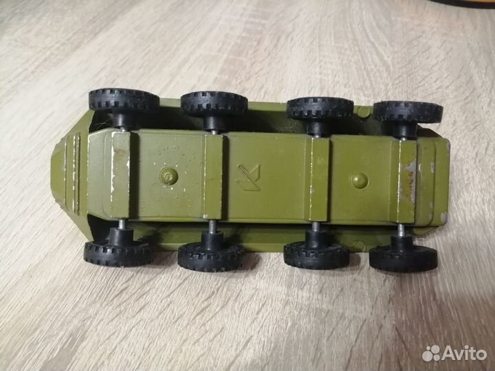 Бронетранспортёр бтр