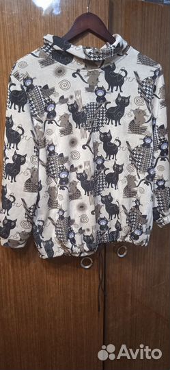 Мягкая кофточка 50-52 кошечки