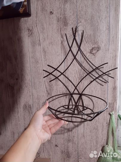 Полка настенная навесная для цветов