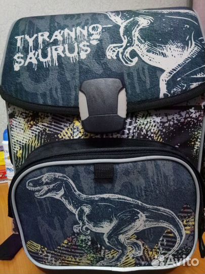 Рюкзак школьный для мальчика ортопедический