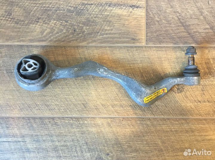 Рычаг передний правый BMW E87