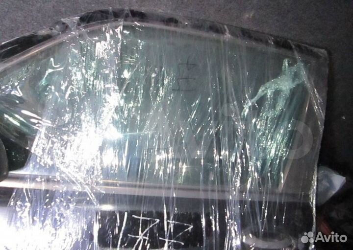 Стекло двери передней левой Saab 9-3 1999