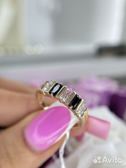 Золотое кольцо 585 золото