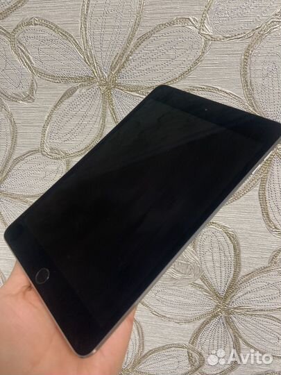 iPad mini 4