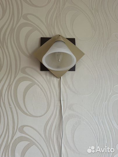 Светильник настенный