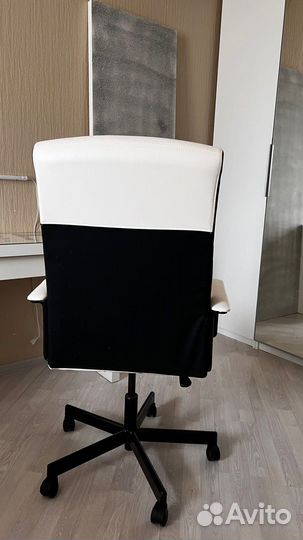 Компьютерное кресло IKEA миллбергет