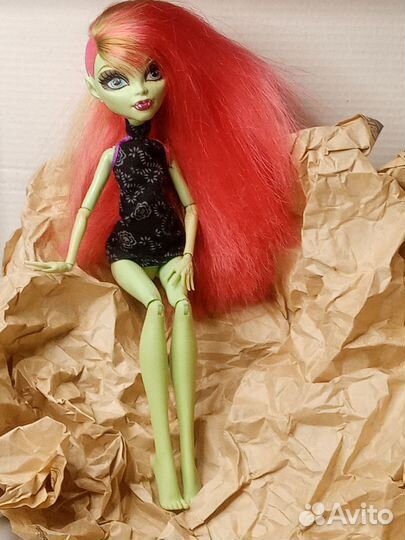 Кукла Венера монстр хай 2008г