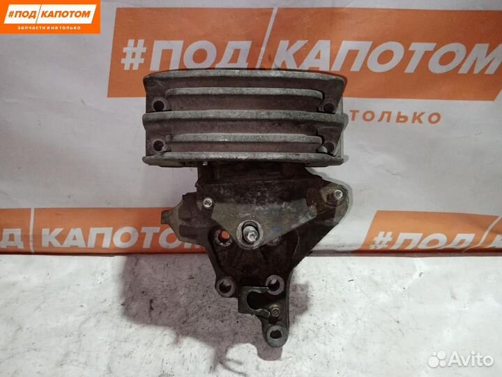 Подушка крепления двигателя левая Ford Transit 7