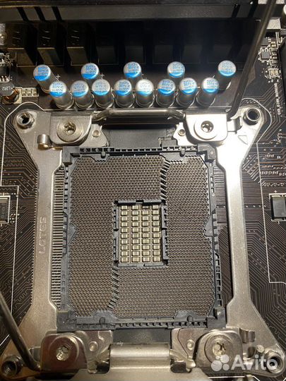 Материнская плата lga 2011 x79 msi