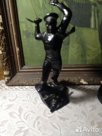 Моряк каслинское литье