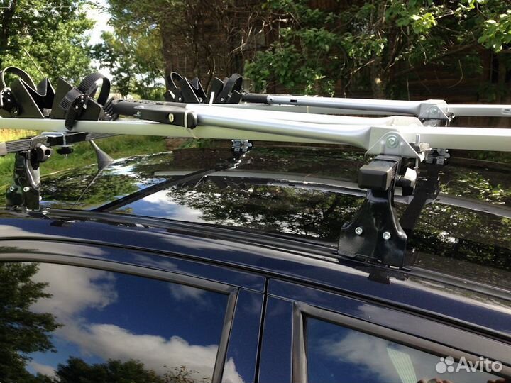 Велокрепление Amos на крышу Skoda Octavia