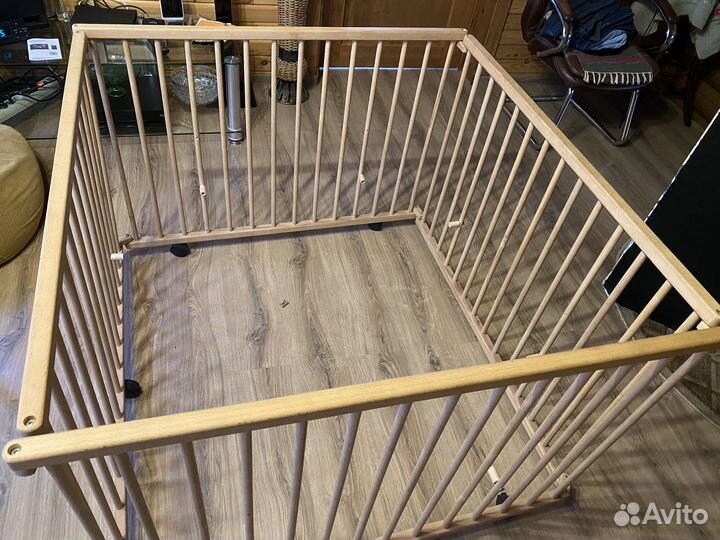 Детский деревянный манеж