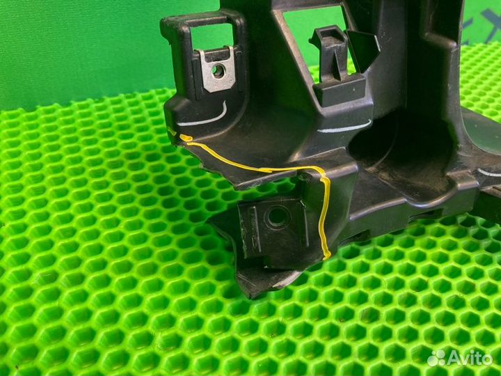 Кронштейн бампера задний левый Bmw X5 E70 N57D30A