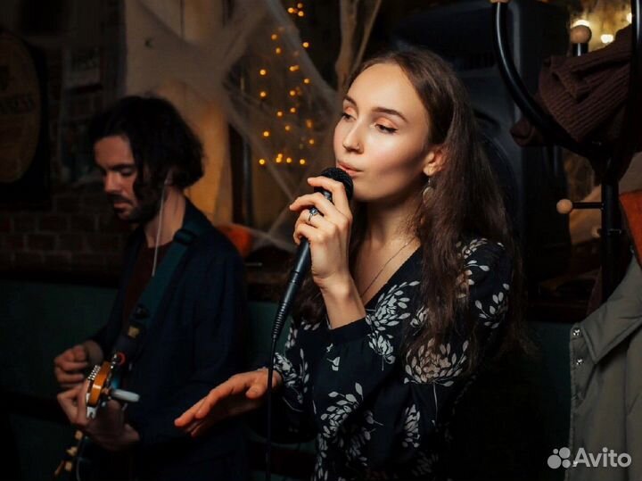 Музыканты на мероприятие, дуэт. Певица