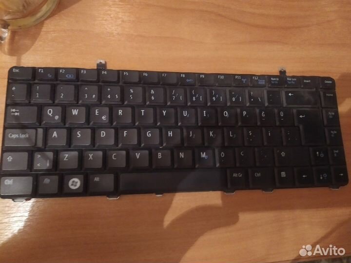 Запчасти ноутбука Dell Vostro 1015