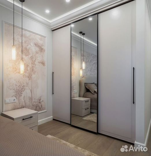 Шкаф купе с зеркалом