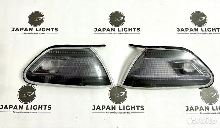 Поворотники темные передние Toyota Mark 2 JZX100