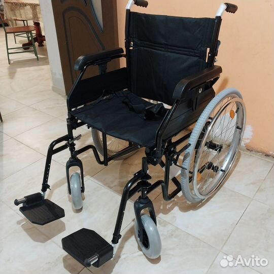 Инвалидная коляска