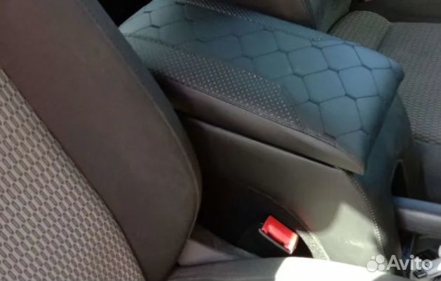 Подлокотник Поло