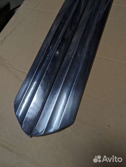 Газ 21 Волга 2 серия молдинги нижние СССР