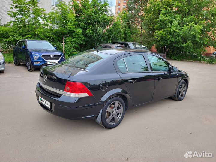 Opel Astra 1.8 AT, 2012, 180 000 км