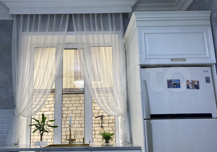 Дом 280 м² на участке 4 сот.