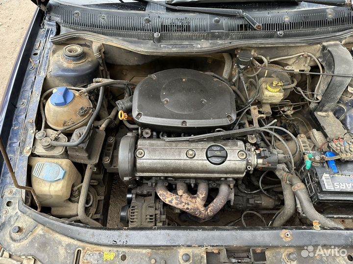 Шкода октавия тур трамблер 1.6л aee