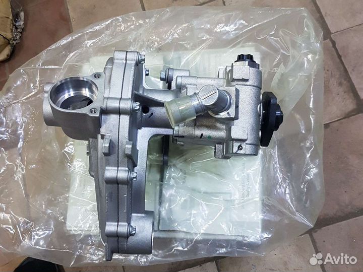 Насос гидроусилителя руля Mercedes chrysler A00346